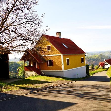 Ferienhaus Haring Kitzeck im Sausal Luaran gambar